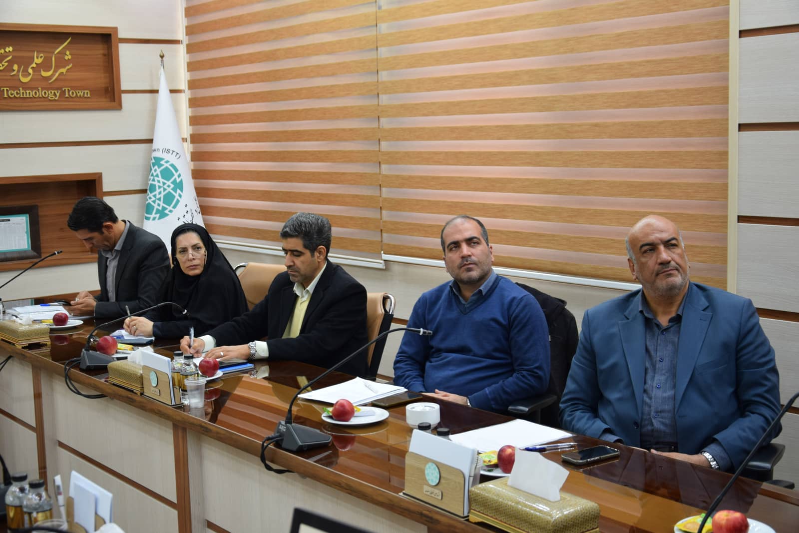 نشست کارگروه اعتبار مالیاتی استان در شهرک علمی و تحقیقاتی اصفهان